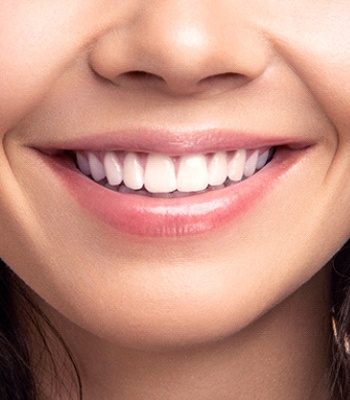 healthy teeth close-up